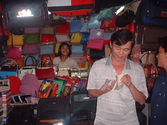 bag shop in Thai Bin